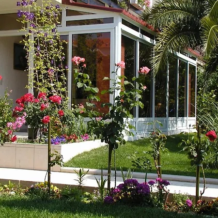 Guest house In Mit Balkon, Klimaanlage, W-lan Vodice